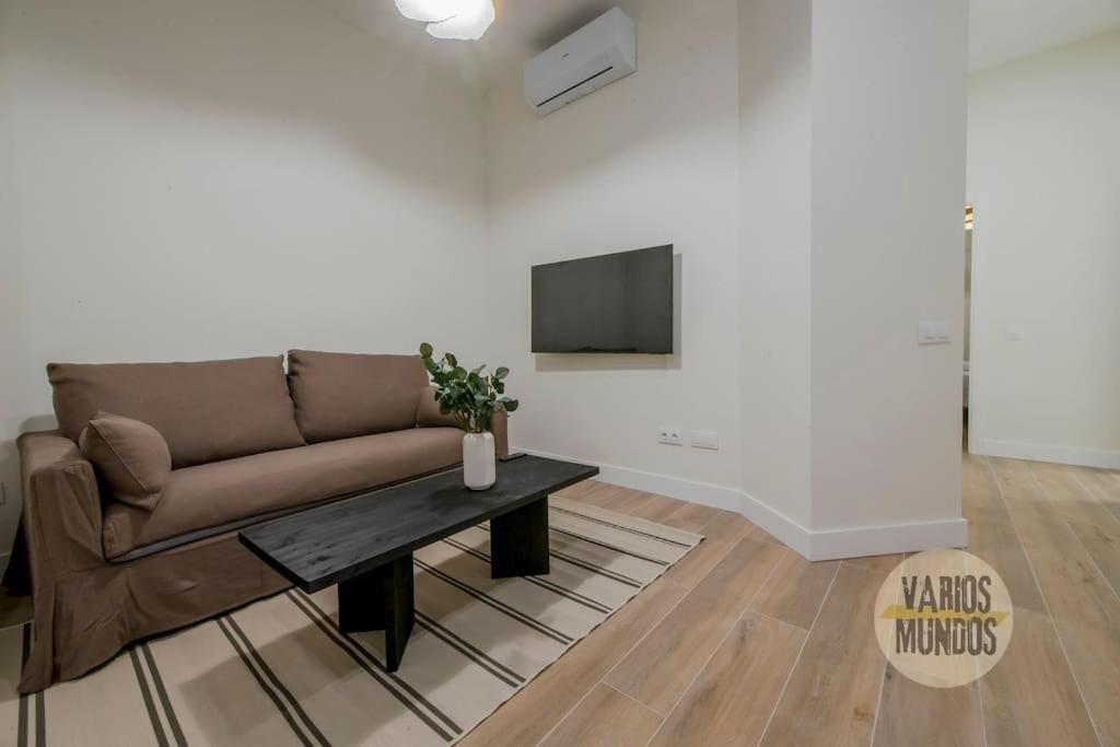 Cool Y Centrico Apt 6Px En Plena Plaza Del Carmen E2 Madrid Esterno foto