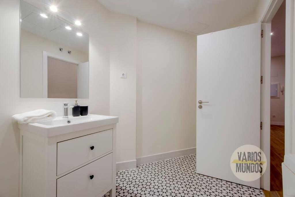 Cool Y Centrico Apt 6Px En Plena Plaza Del Carmen E2 Madrid Esterno foto